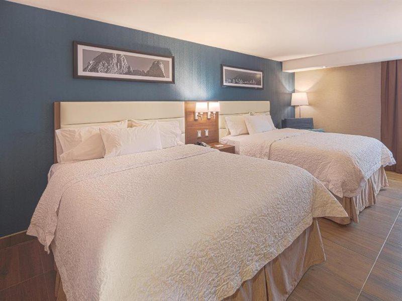 Hampton By Hilton Monterrey Galerias Obispado Zewnętrze zdjęcie