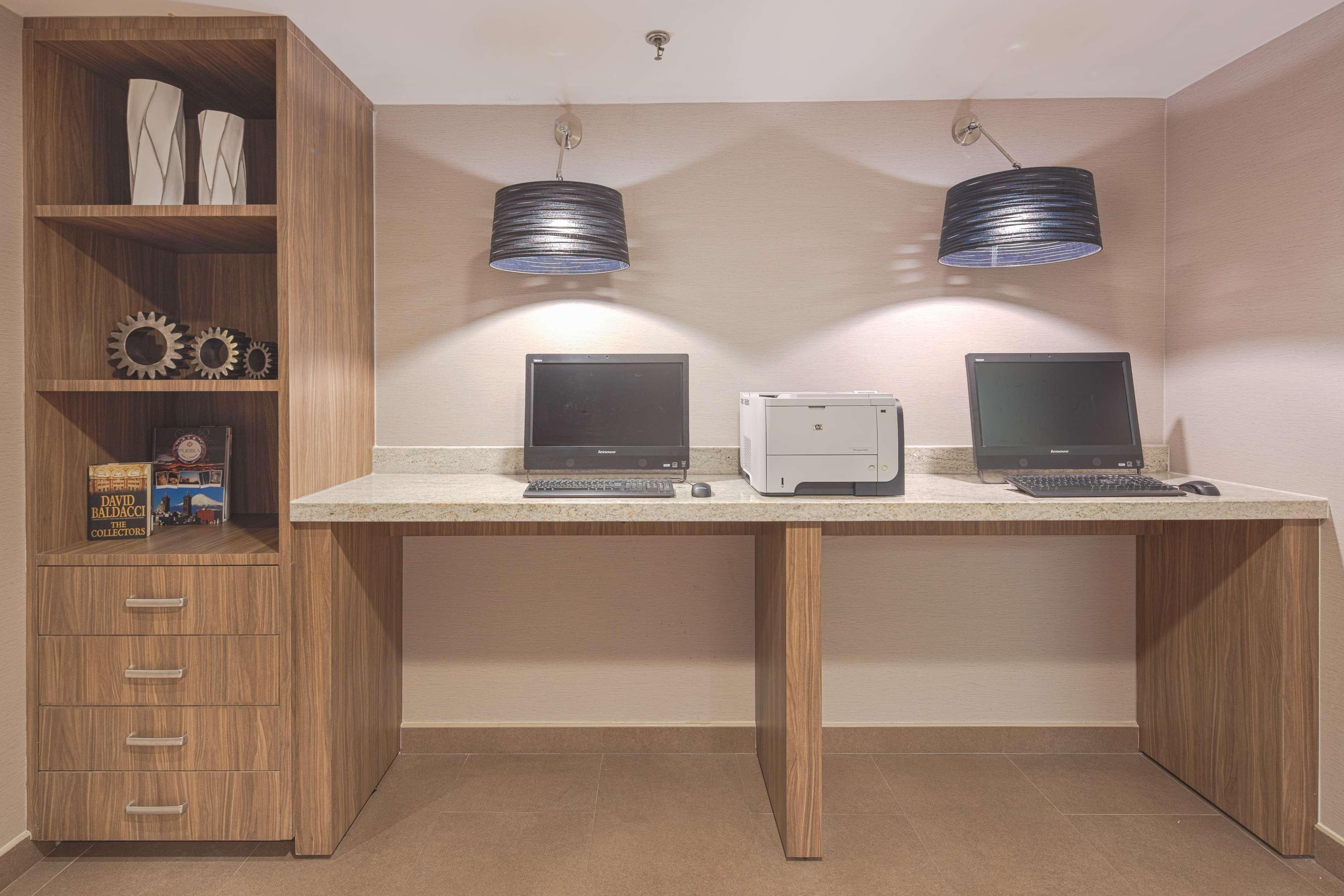 Hampton By Hilton Monterrey Galerias Obispado Zewnętrze zdjęcie