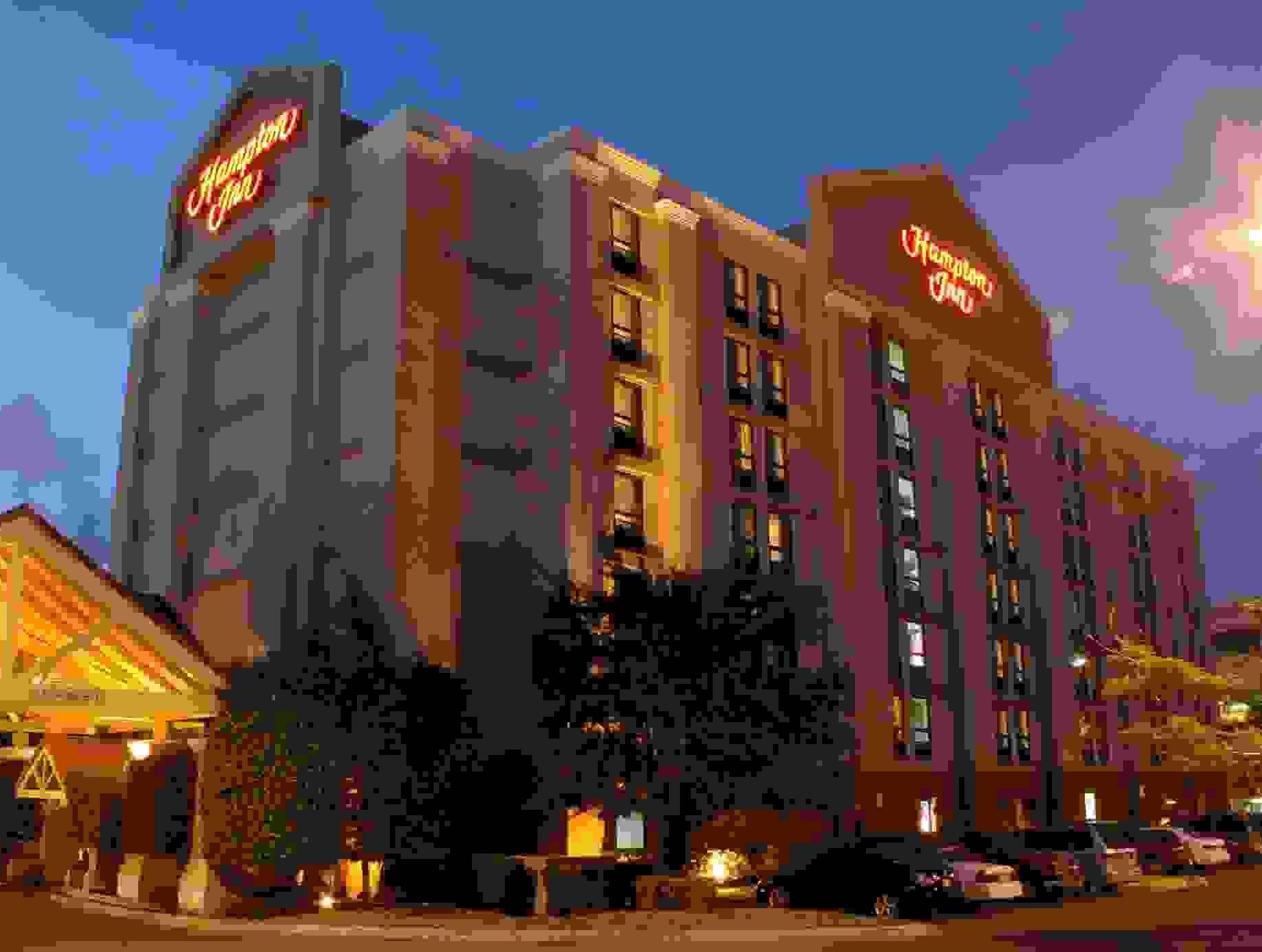Hampton By Hilton Monterrey Galerias Obispado Zewnętrze zdjęcie