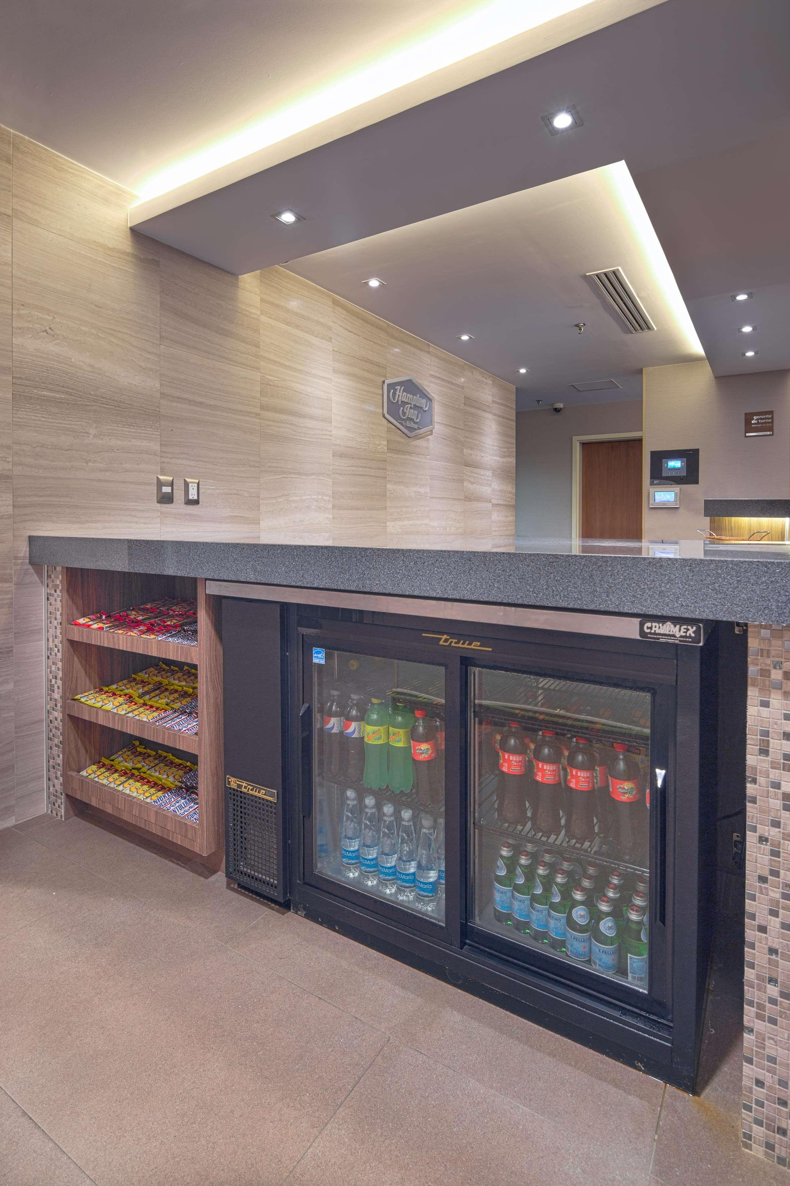 Hampton By Hilton Monterrey Galerias Obispado Zewnętrze zdjęcie