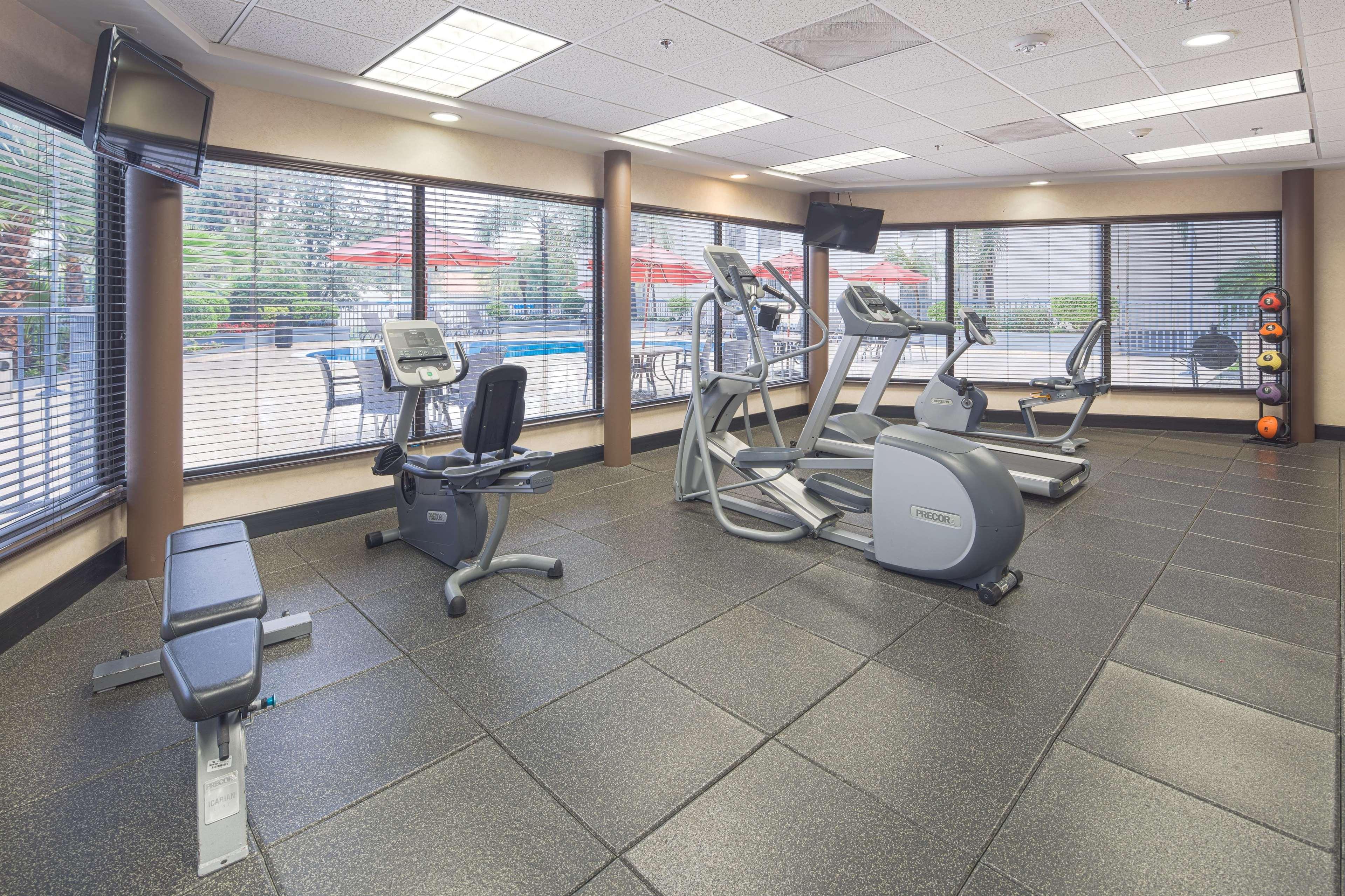 Hampton By Hilton Monterrey Galerias Obispado Zewnętrze zdjęcie