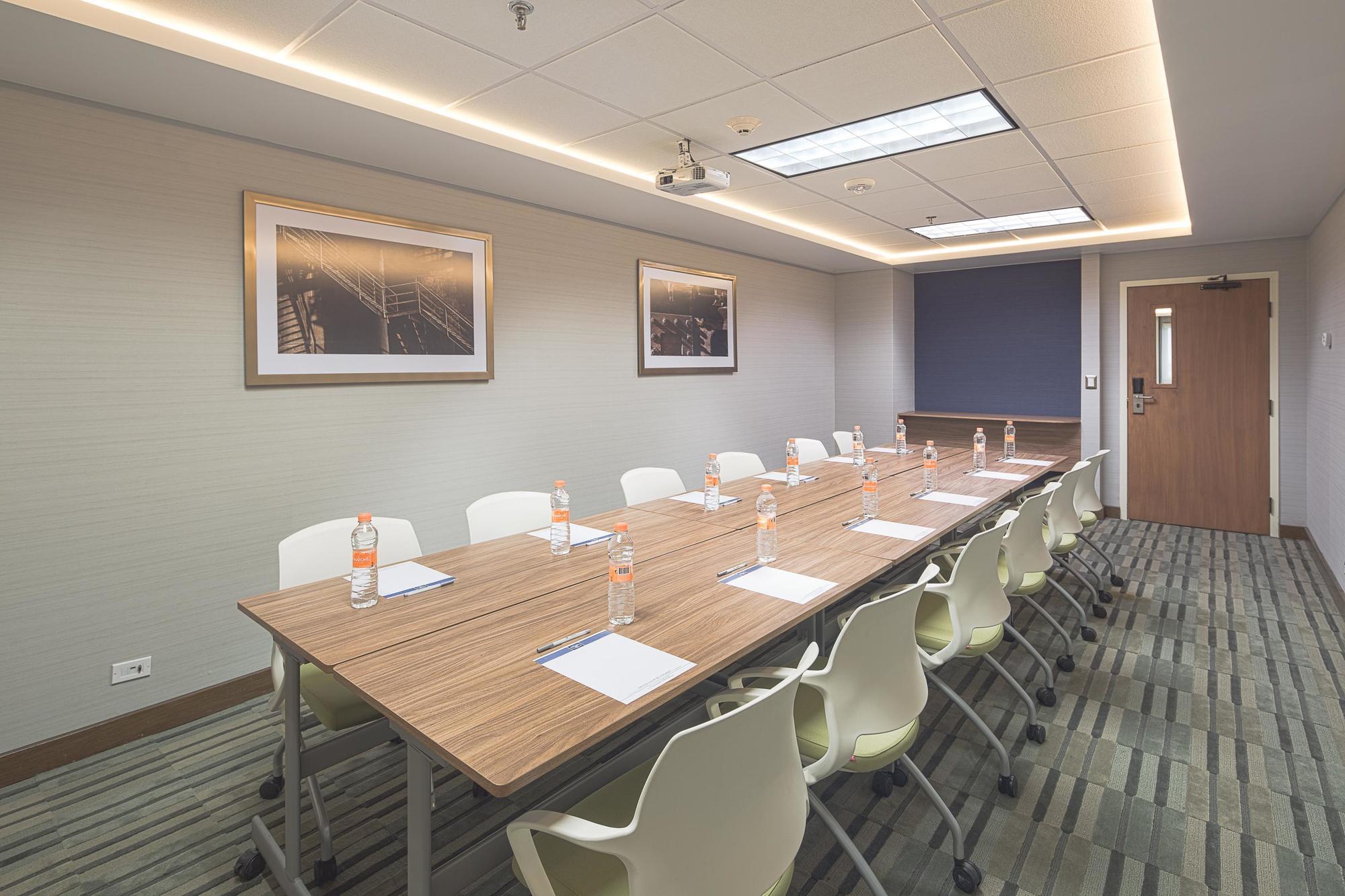 Hampton By Hilton Monterrey Galerias Obispado Zewnętrze zdjęcie